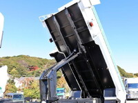 いすゞギガダンプ大型（10t）[写真11]