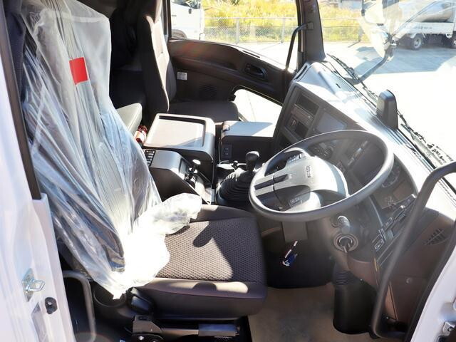 いすゞギガダンプ大型（10t）[写真03]