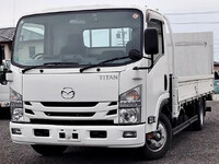 マツダタイタン平ボディ小型（2t・3t）[写真01]