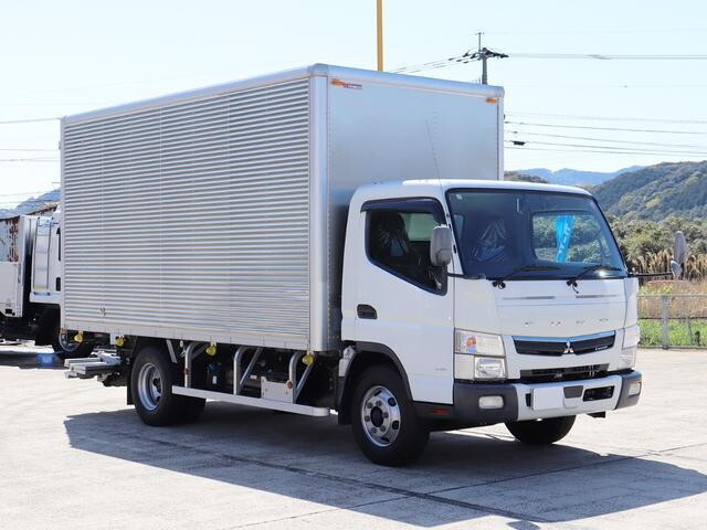 三菱ふそうキャンターアルミバン小型（2t・3t）[写真19]