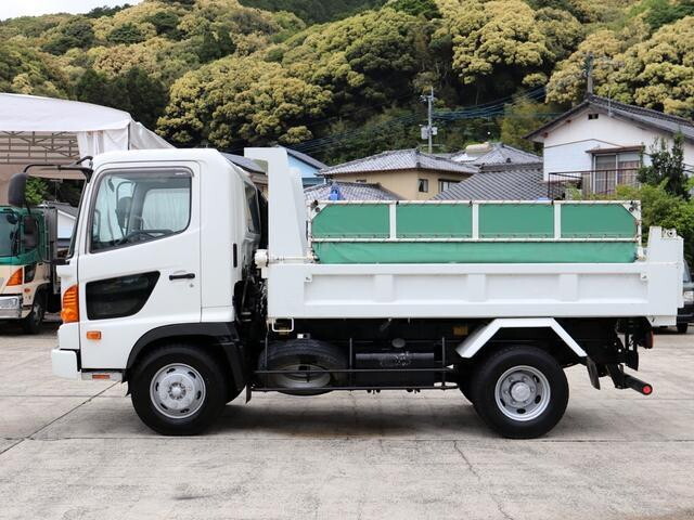 日野レンジャーダンプ中型（4t）[写真24]