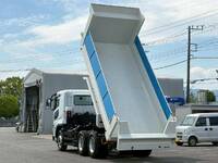 三菱ふそうスーパーグレートダンプ大型（10t）[写真12]