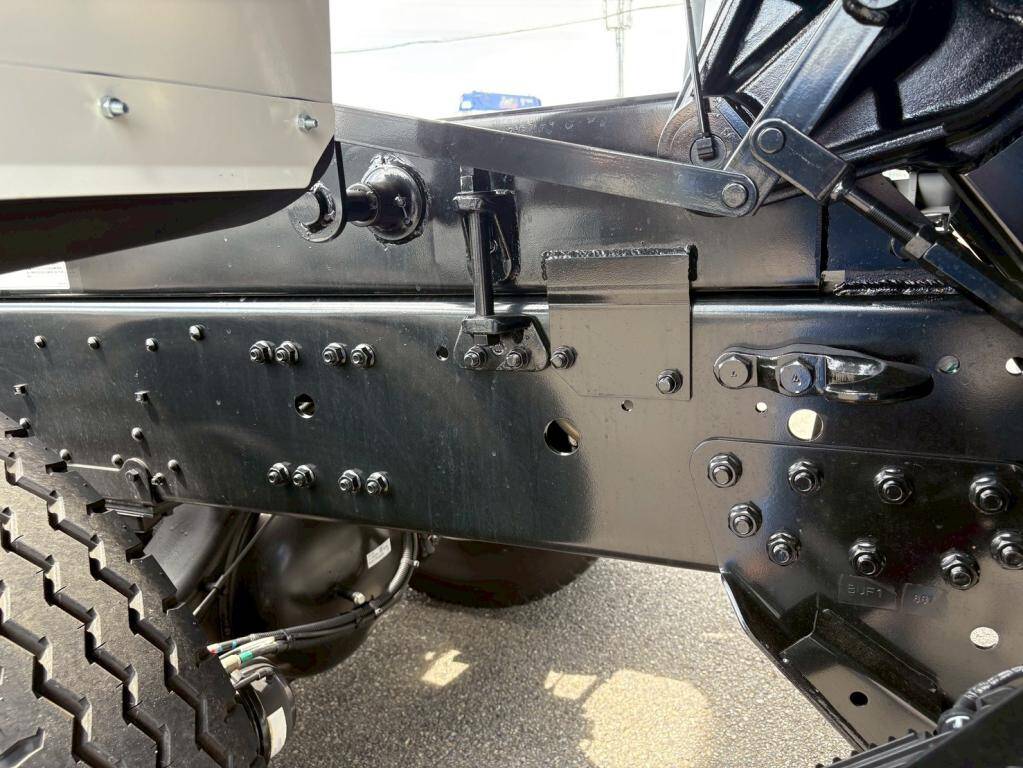 三菱ふそうスーパーグレートダンプ大型（10t）[写真16]