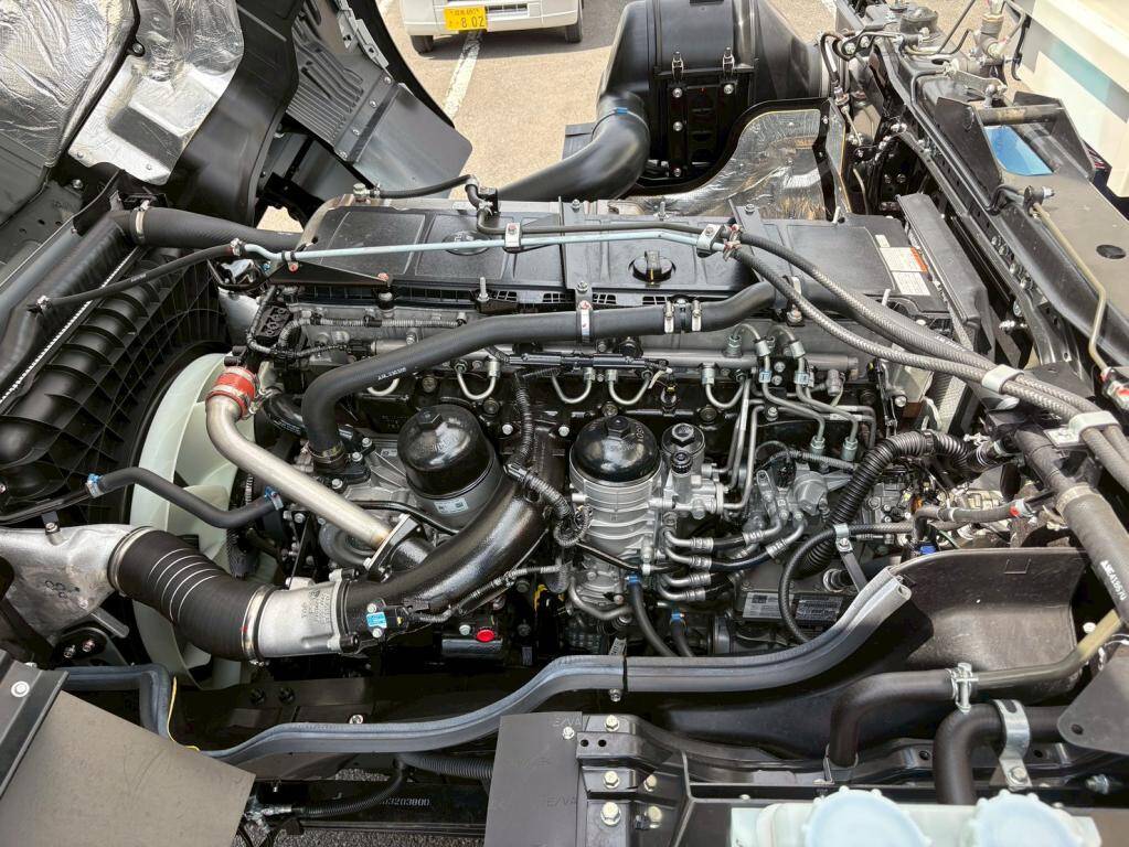三菱ふそうスーパーグレートダンプ大型（10t）[写真18]
