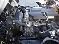 三菱ふそうキャンター平ボディ小型（2t・3t）[写真16]