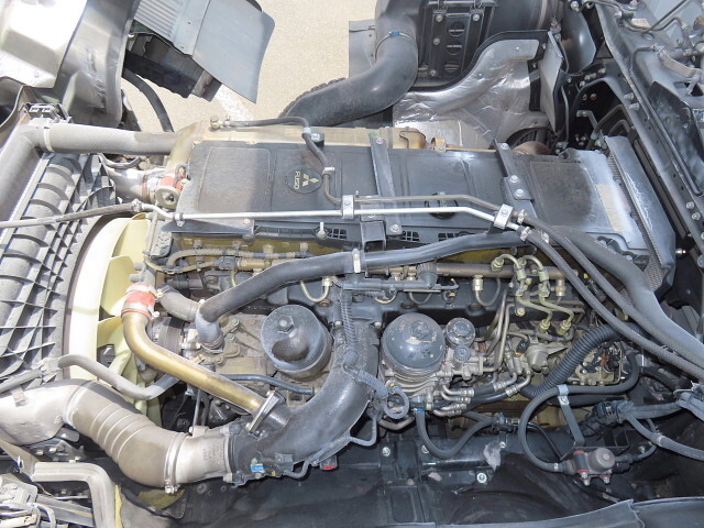 三菱ふそうスーパーグレートアルミウイング大型（10t）[写真15]