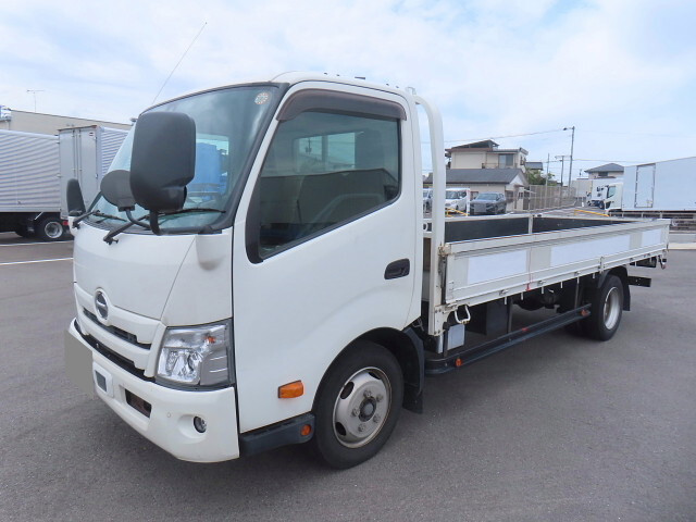 日野デュトロ平ボディ小型（2t・3t）[写真03]