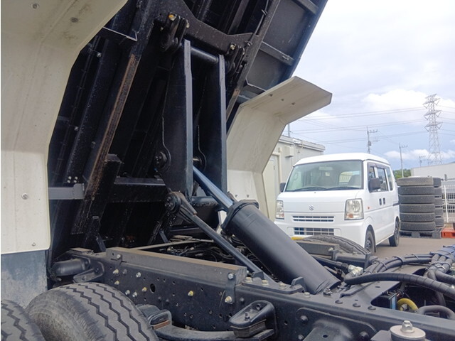 日野デュトロローダーダンプ小型（2t・3t）[写真07]