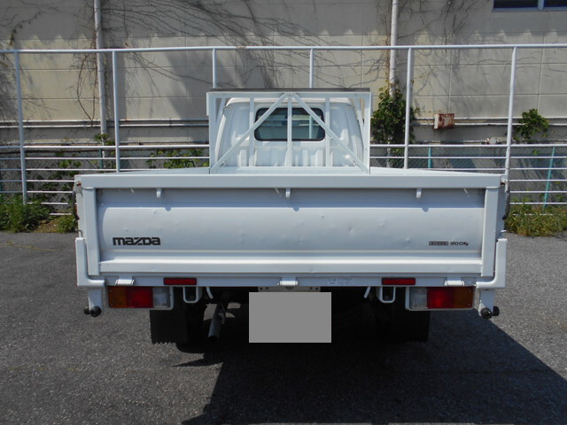 マツダボンゴ平ボディ小型（2t・3t）[写真10]