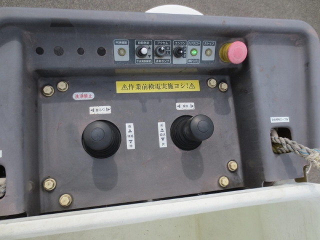 日野デュトロ高所作業車小型（2t・3t）[写真15]