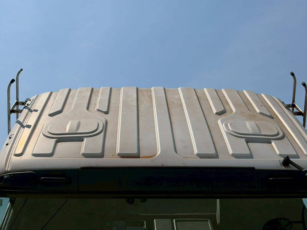 いすゞギガ深ダンプ（土砂禁ダンプ）大型（10t）[写真19]