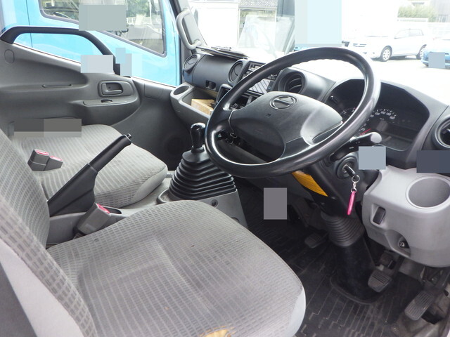日野デュトロ幌車小型（2t・3t）[写真04]