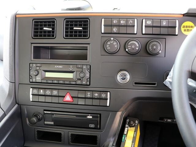 三菱ふそうスーパーグレートダンプ大型（10t）[写真23]
