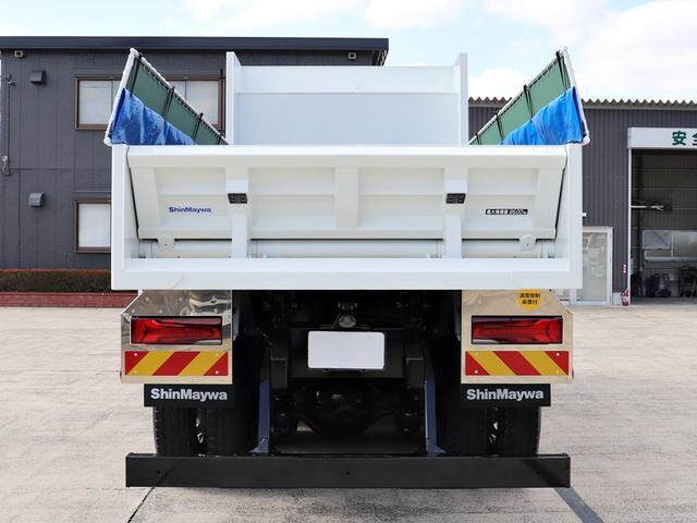三菱ふそうスーパーグレートダンプ大型（10t）[写真06]