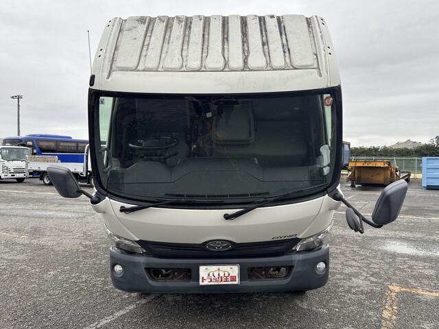 トヨタダイナアルミウイング小型（2t・3t）[写真10]
