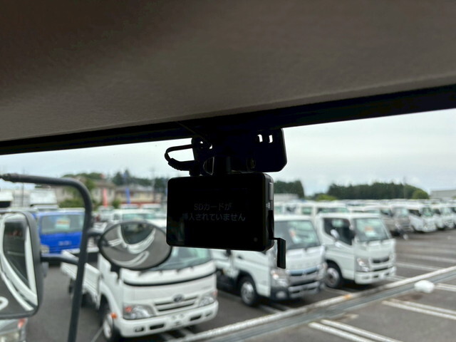 日野レンジャー平ボディ中型（4t）[写真26]