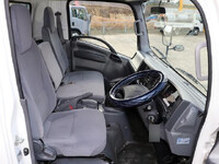 いすゞエルフアルミブロック小型（2t・3t）[写真13]