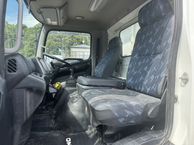 日野レンジャーダンプ中型（4t）[写真30]