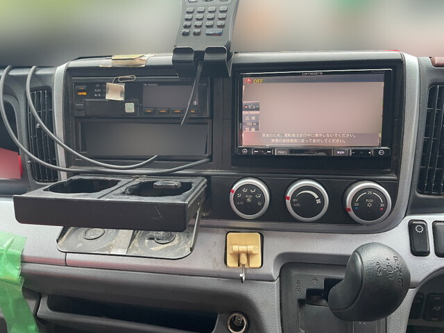 三菱ふそうキャンタークレーン5段小型（2t・3t）[写真30]
