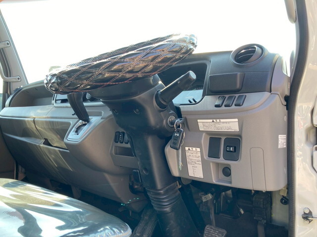 日産アトラスダブルキャブ（Wキャブ）小型（2t・3t）[写真20]