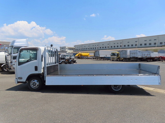 いすゞエルフアルミブロック小型（2t・3t）[写真24]