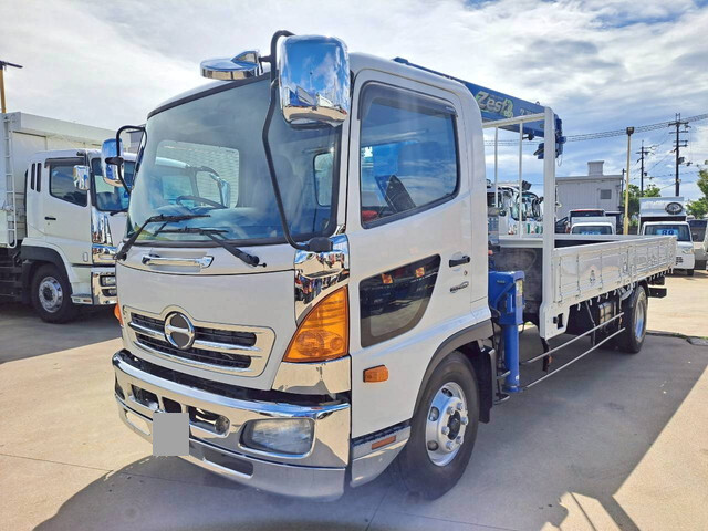日野レンジャークレーン付中型（4t）[写真03]