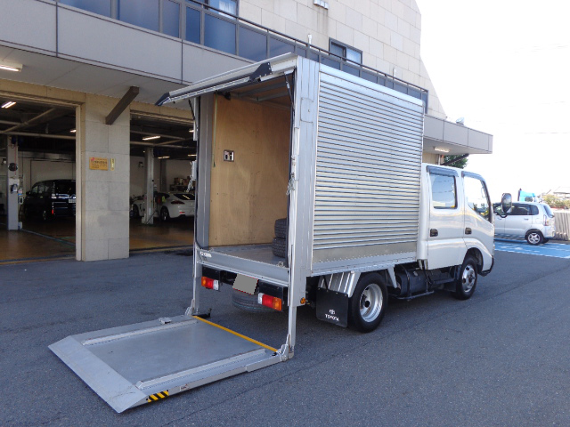 トヨタダイナアルミバン小型（2t・3t）[写真02]
