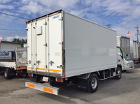 いすゞエルフパネルバン小型（2t・3t）[写真02]