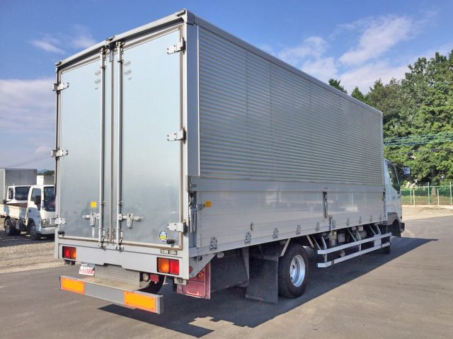 三菱ふそうファイターアルミウイング中型（4t）[写真02]