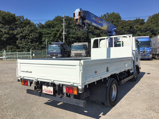 日産アトラスクレーン4段小型（2t・3t）[写真02]