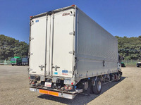 いすゞフォワードアルミウイング中型（4t）[写真02]