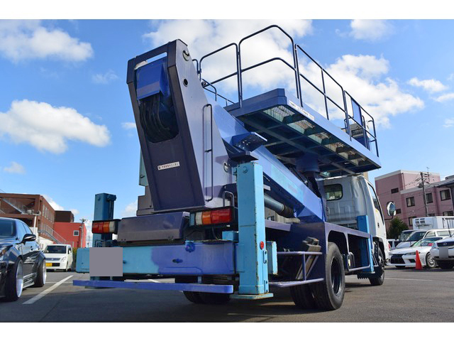 いすゞエルフ高所作業車小型（2t・3t）[写真02]