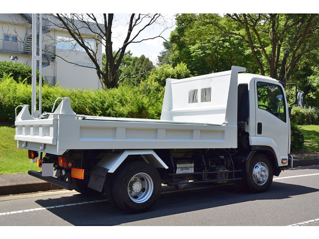 いすゞフォワードダンプ中型（4t）[写真02]