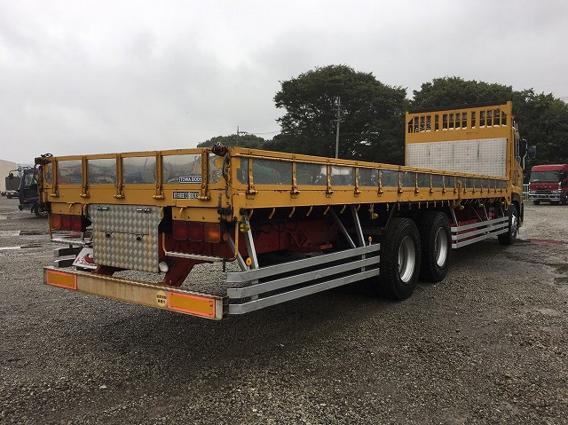 UDトラックスクオン平ボディ大型（10t）[写真02]