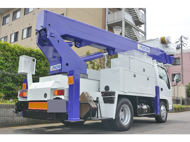 いすゞエルフ高所作業車小型（2t・3t）[写真02]