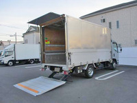 いすゞエルフアルミウイング小型（2t・3t）[写真02]