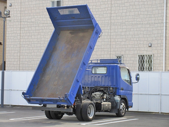 三菱ふそうキャンターダンプ小型（2t・3t）[写真02]