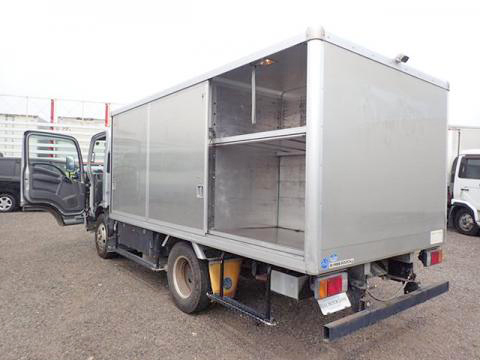 いすゞエルフボトルバン小型（2t・3t）[写真02]