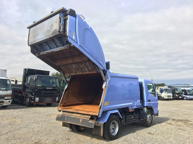三菱ふそうキャンターパッカー車（塵芥車）小型（2t・3t）[写真02]