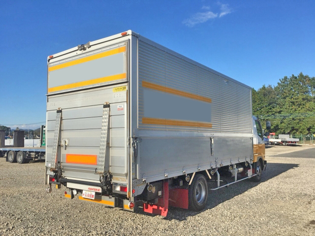 三菱ふそうファイターアルミウイング中型（4t）[写真02]