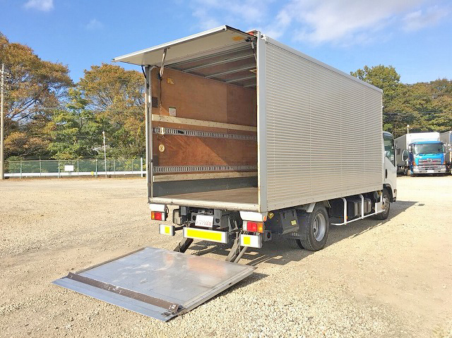 いすゞエルフアルミバン小型（2t・3t）[写真02]