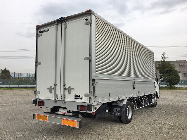 いすゞエルフアルミウイング小型（2t・3t）[写真02]