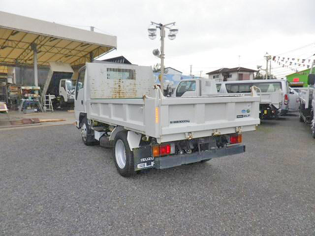 いすゞエルフダンプ小型（2t・3t）[写真02]