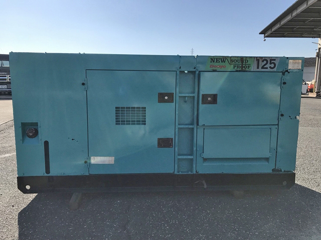 デンヨー発電機[写真02]