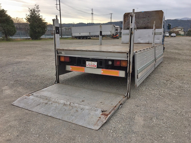 いすゞフォワードアルミブロック中型（4t）[写真02]