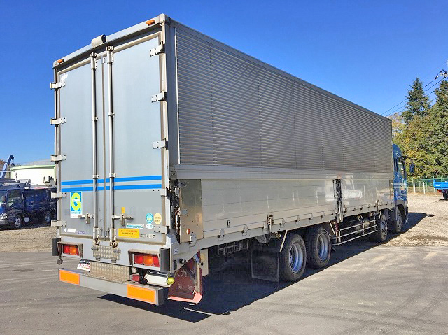 三菱ふそうスーパーグレートアルミウイング大型（10t）[写真02]