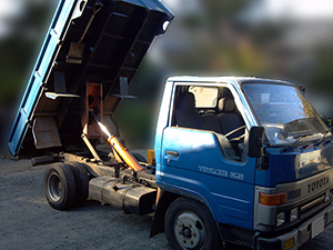 トヨエースダンプ_2