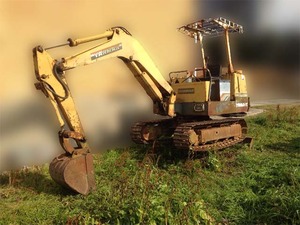 ユンボ（バックホー）_1