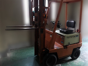 フォークリフト_1