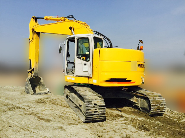 住友 ユンボ（バックホー）[写真02]